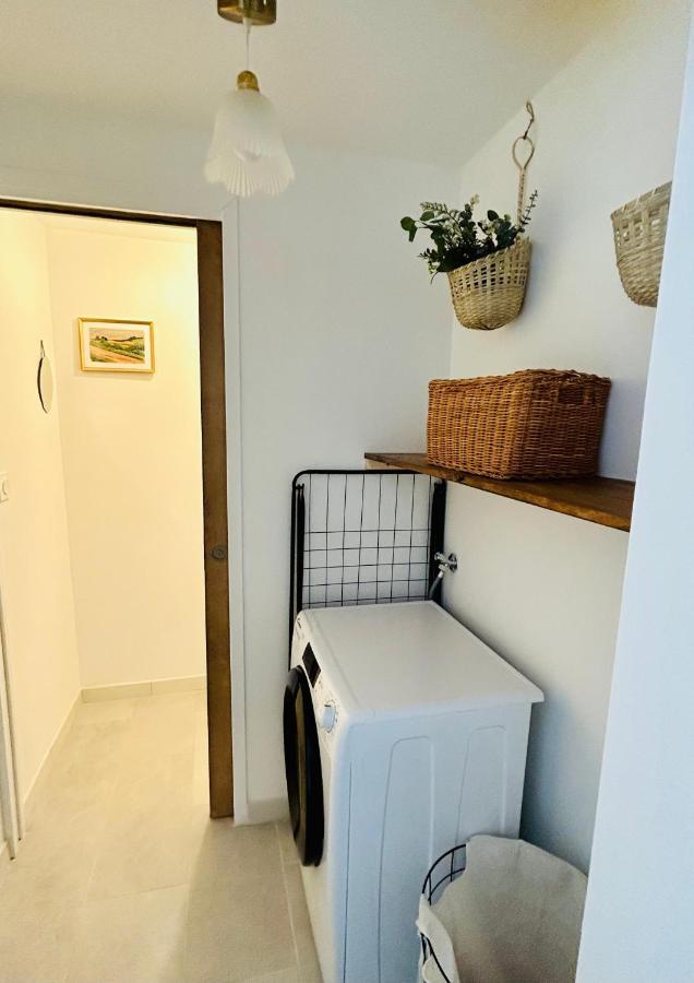 Appartement Cottage Au Coeur De Nemours Bagian luar foto