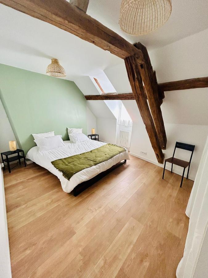Appartement Cottage Au Coeur De Nemours Bagian luar foto