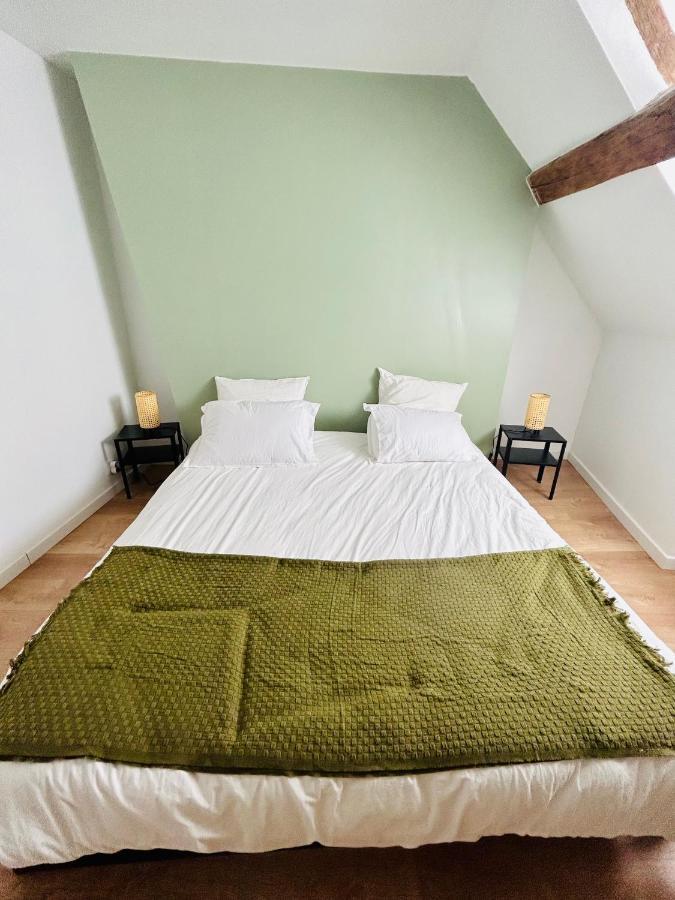 Appartement Cottage Au Coeur De Nemours Bagian luar foto